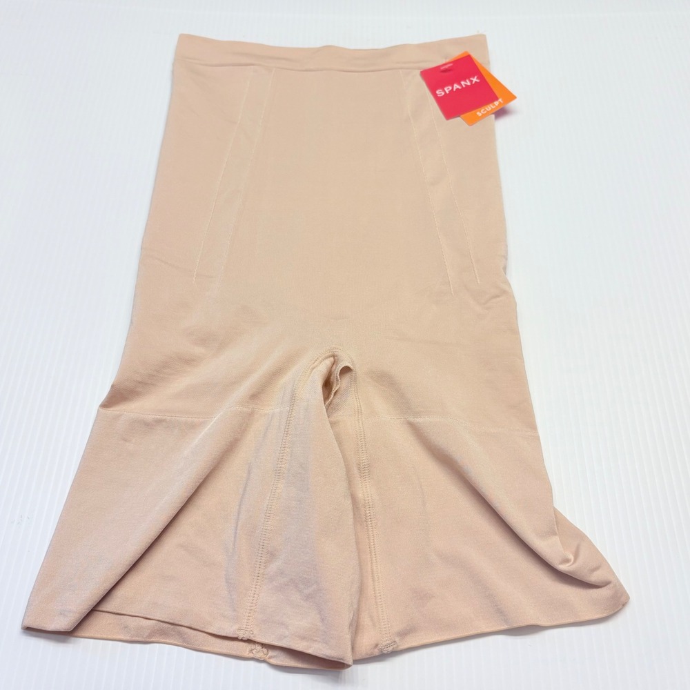 Spanx Sculpture OnCore High-Waisted Mid-Thigh Short Women Small Nude SS1915 NEW